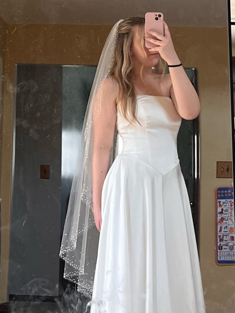 Waltz/Knee Length Pearl Beaded Veil